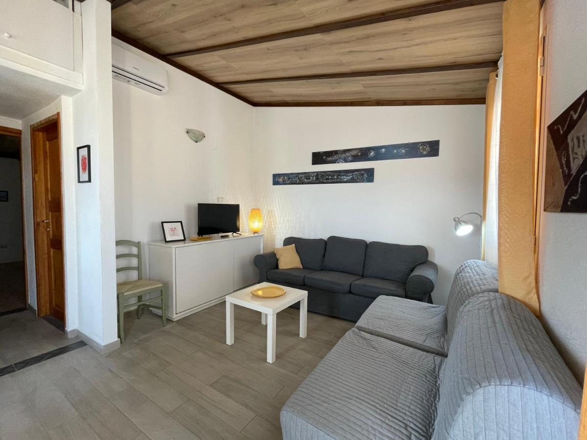 Ferienwohnung Sa Domo De Mannoi Orosei Exterior foto